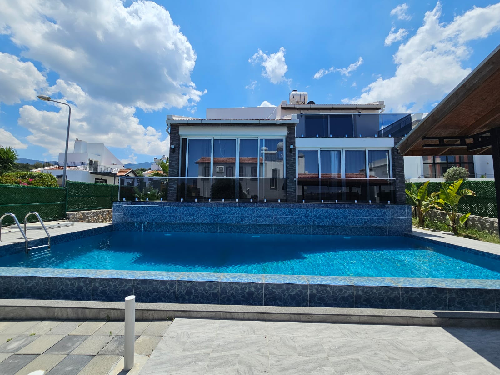 Girne / Karaağaç Müstakil 3+1 Özel Havuzlu Villa