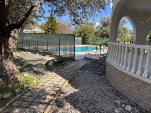 Girne / Alsancak 4+1 Deniz manzaralı Özel Havuzlu Villa 