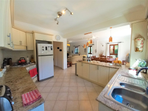 Girne / Merkez Ozankoy 3+1 Özel Havuzlu Villa 