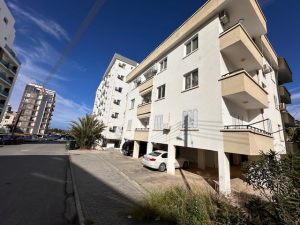 Girne / Merkez, Liman karşısı ,Deniz Manzaralı 2+1 Daire