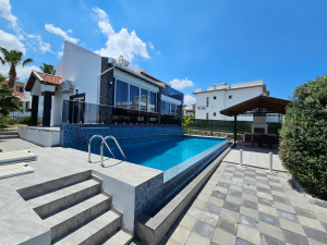 Girne / Karaağaç Müstakil 3+1 Özel Havuzlu Villa