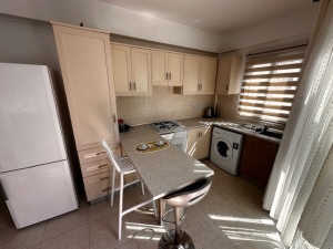 Girne / Merkez Liman karşısı  2+1 site içerisinde 