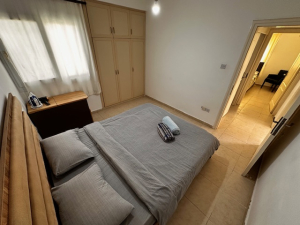Girne / Merkez Liman karşısı  2+1 site içerisinde 