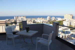 Girne / Deniz Manzaralı Penthouse Rezidans 2+1 daire