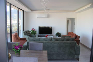 Girne / Deniz Manzaralı Penthouse Rezidans 2+1 daire