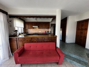 Girne / Çarşı Merkezi  2+1 lüks Daire,        Stadyum arkası
