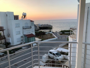 Girne / Karaoğlanlğlu 2+1 deniz kıyısı daire 