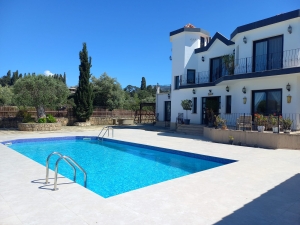 Girne / Çatalköy 4+1 Vista Villa